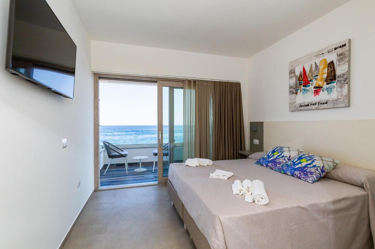 Hotel Caramare Cala Gonone Exterior photo