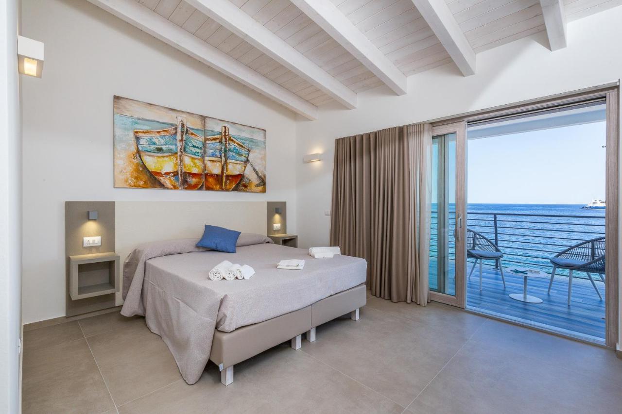 Hotel Caramare Cala Gonone Exterior photo