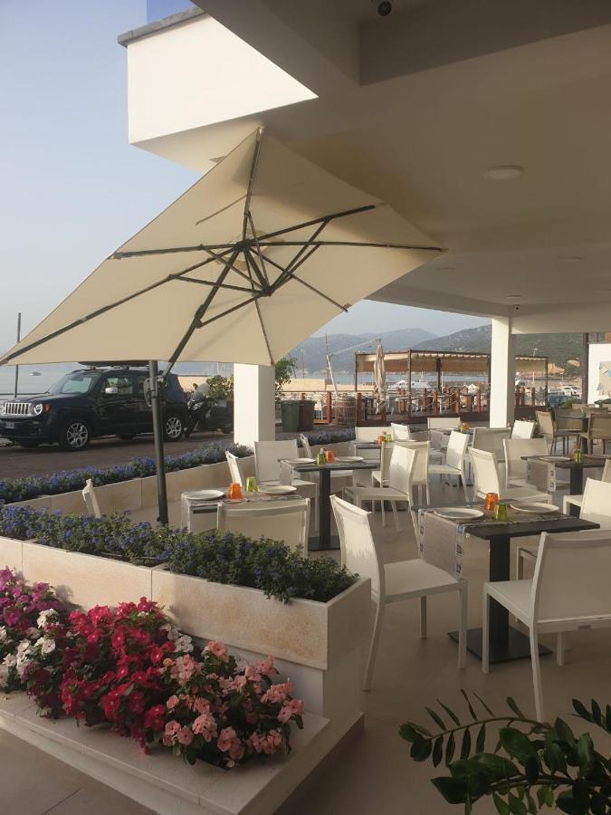 Hotel Caramare Cala Gonone Exterior photo