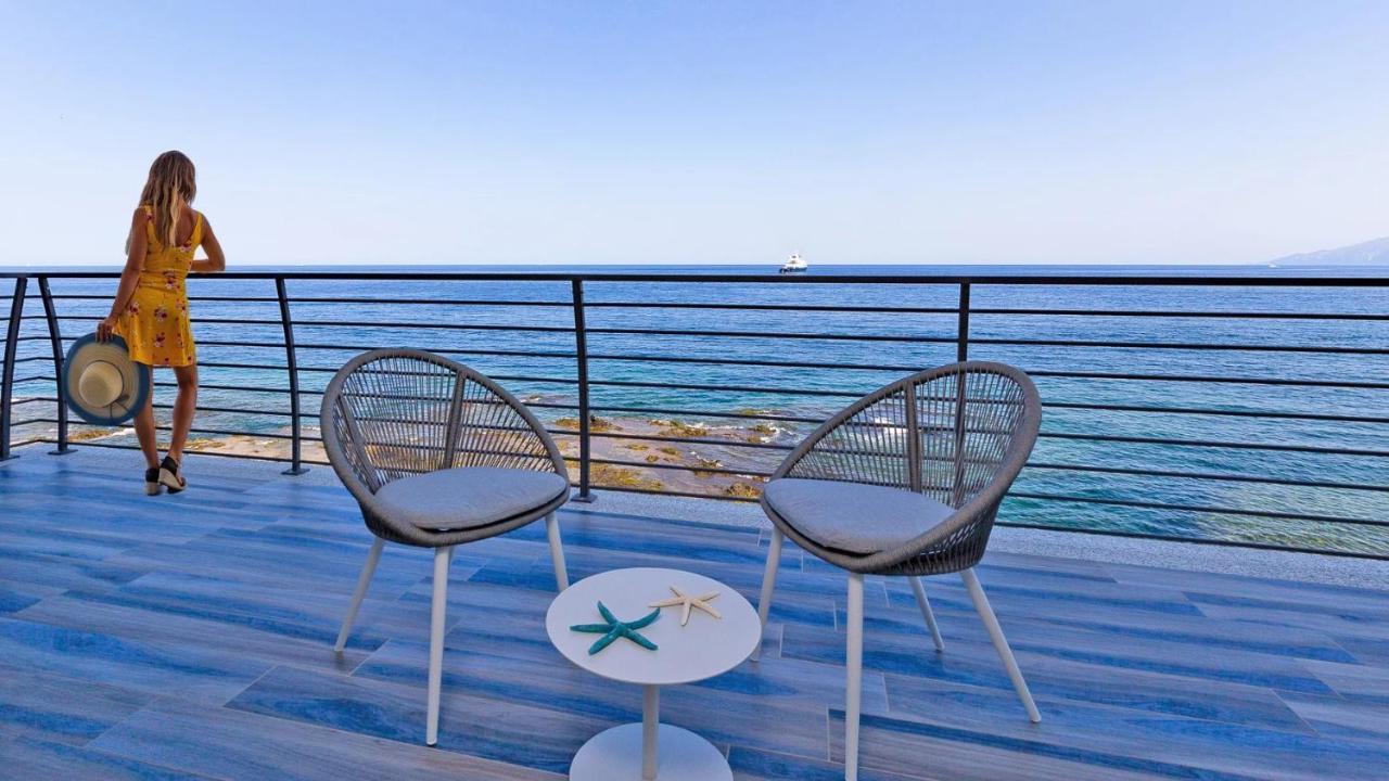 Hotel Caramare Cala Gonone Exterior photo