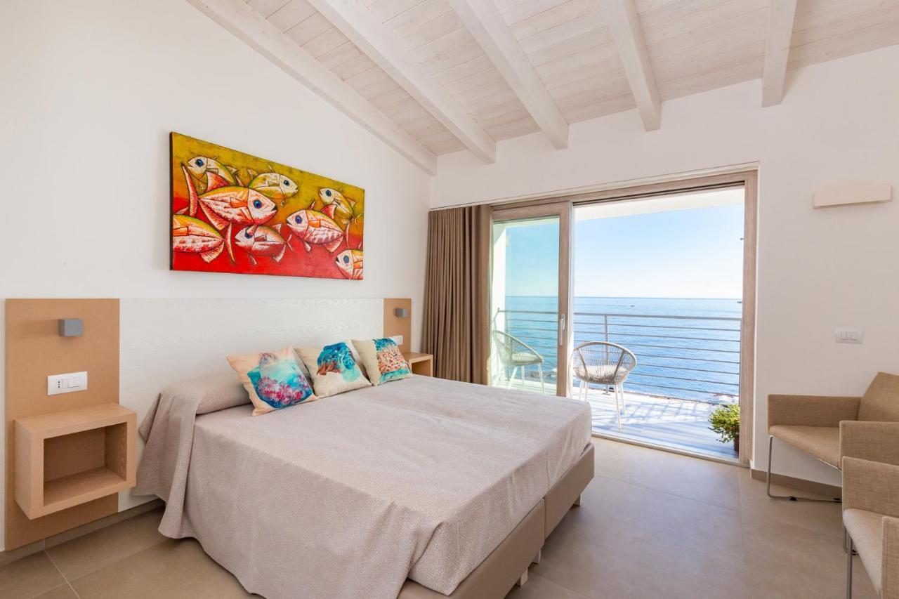 Hotel Caramare Cala Gonone Exterior photo