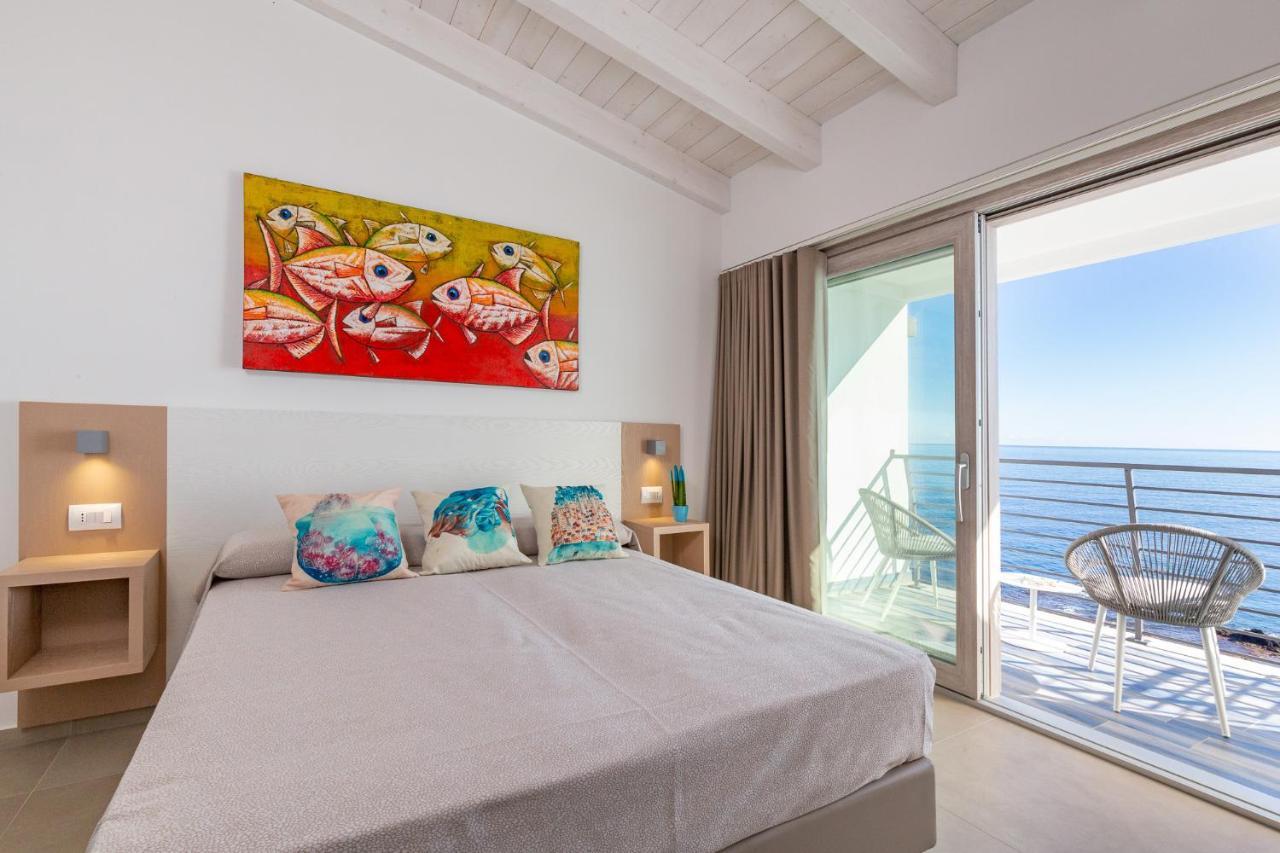 Hotel Caramare Cala Gonone Exterior photo