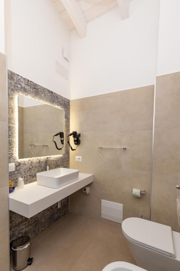 Hotel Caramare Cala Gonone Exterior photo