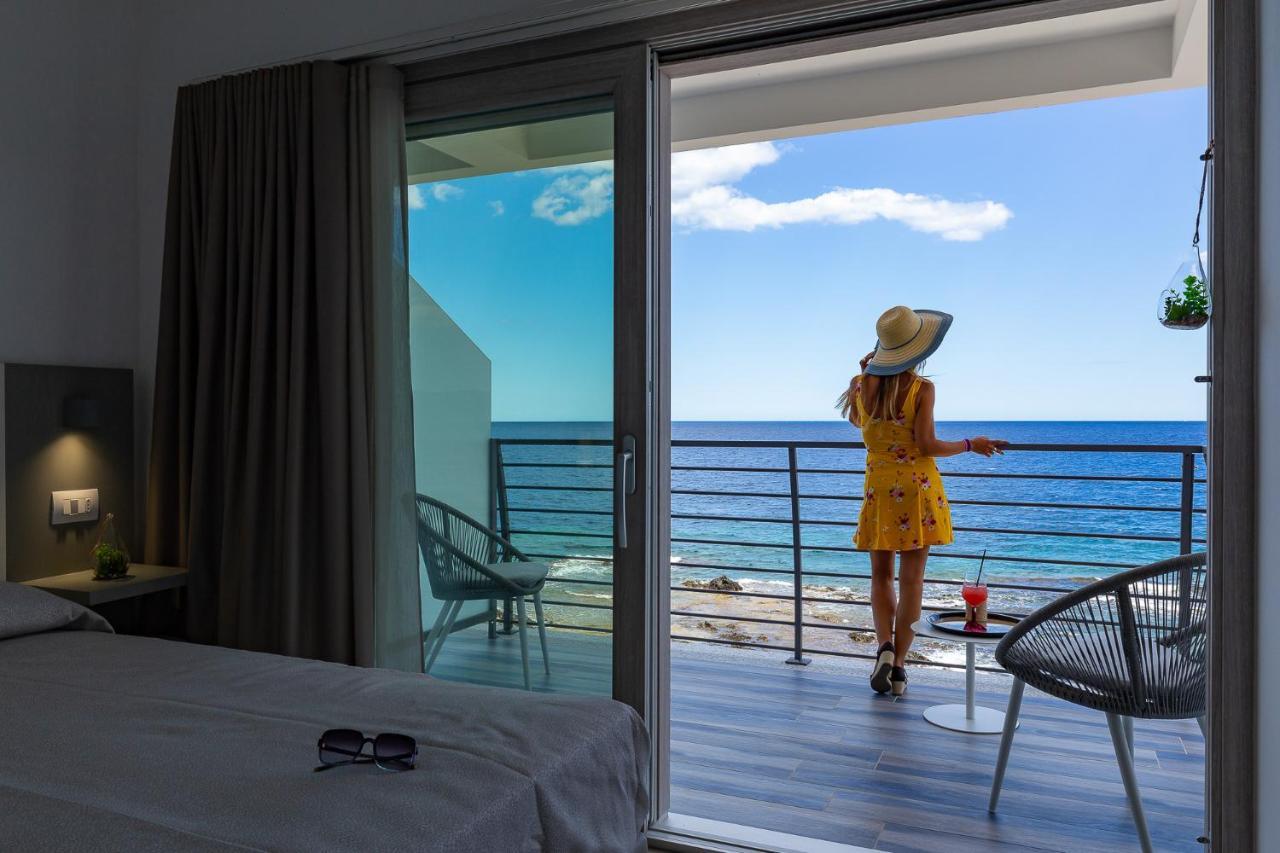 Hotel Caramare Cala Gonone Exterior photo