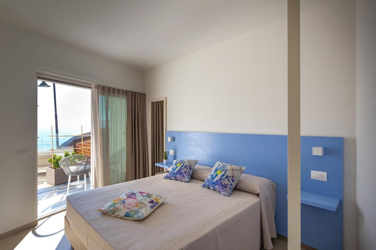 Hotel Caramare Cala Gonone Exterior photo