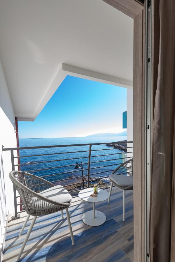 Hotel Caramare Cala Gonone Exterior photo